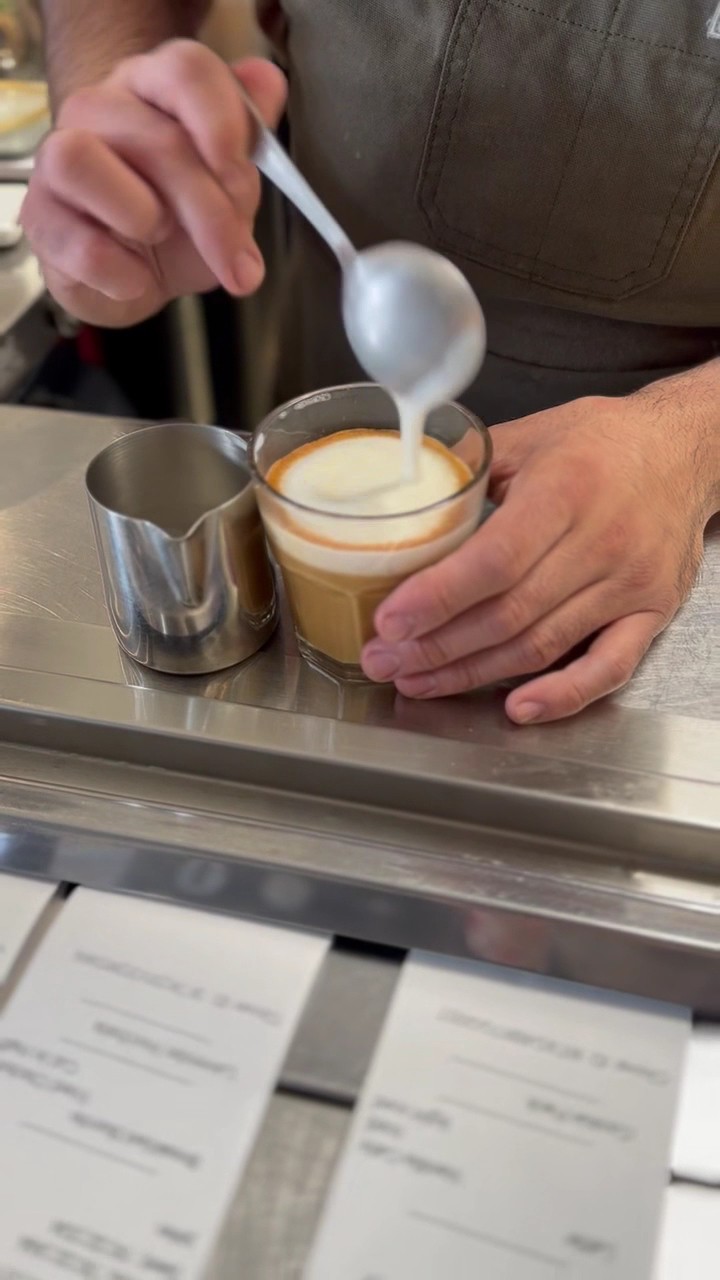 Cafe Cafe Mobile Coffee: food & drinks