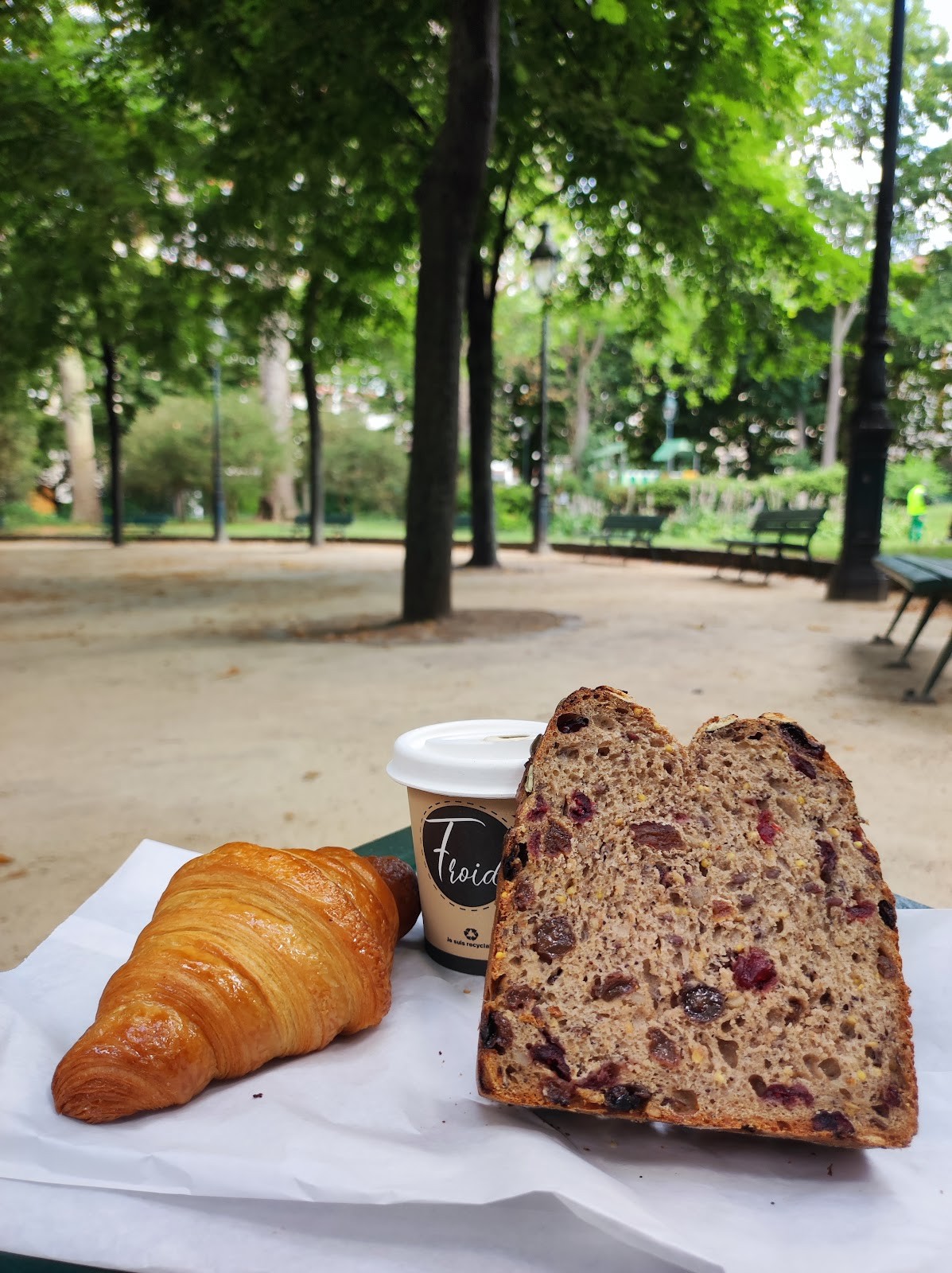 Boulangerie Pâtisserie La Mauvaise Herbe: food & drinks