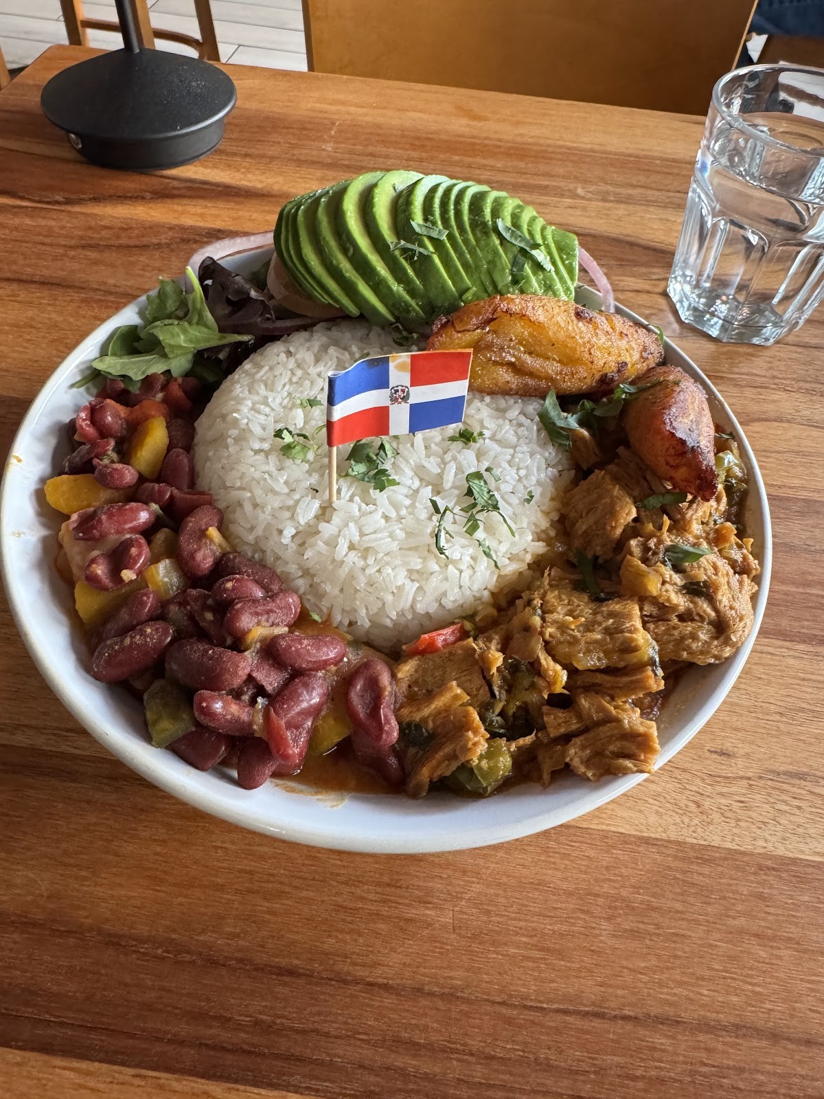 NSV Creative Caribbean Kitchen: food & drinks