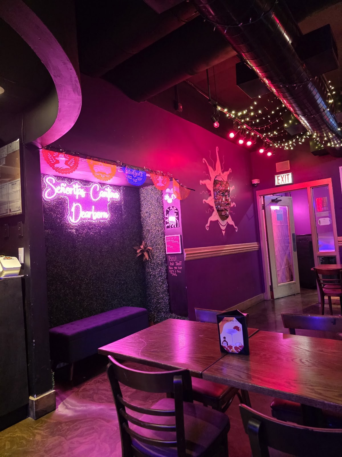Senoritas Cantina On Dearborn: the place