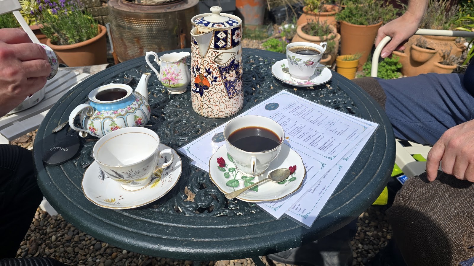 Tea By The Lock: the place