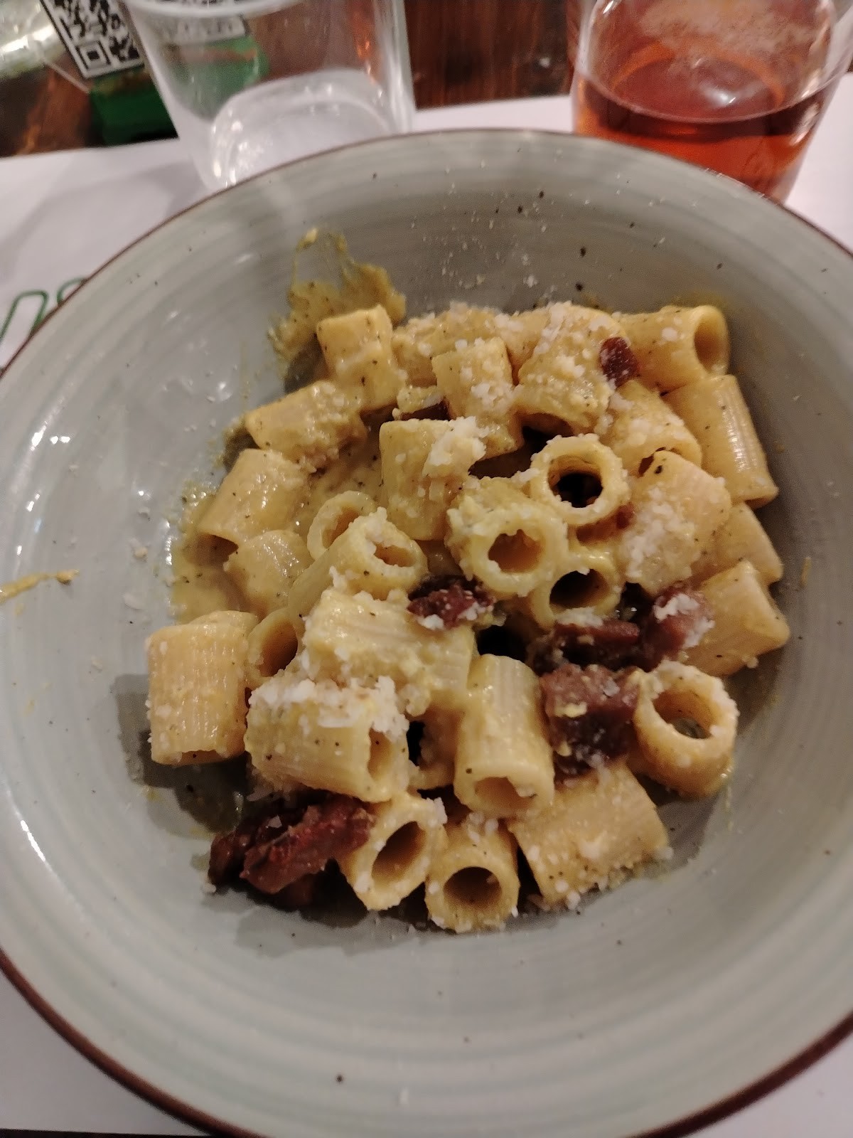 La Puntarella Pazza: food & drinks