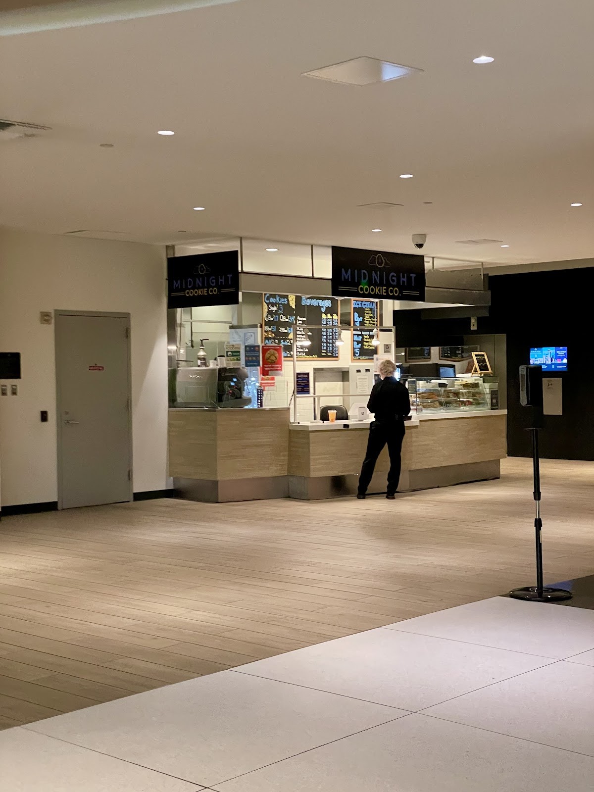 Midnight Cookie Co.: the place