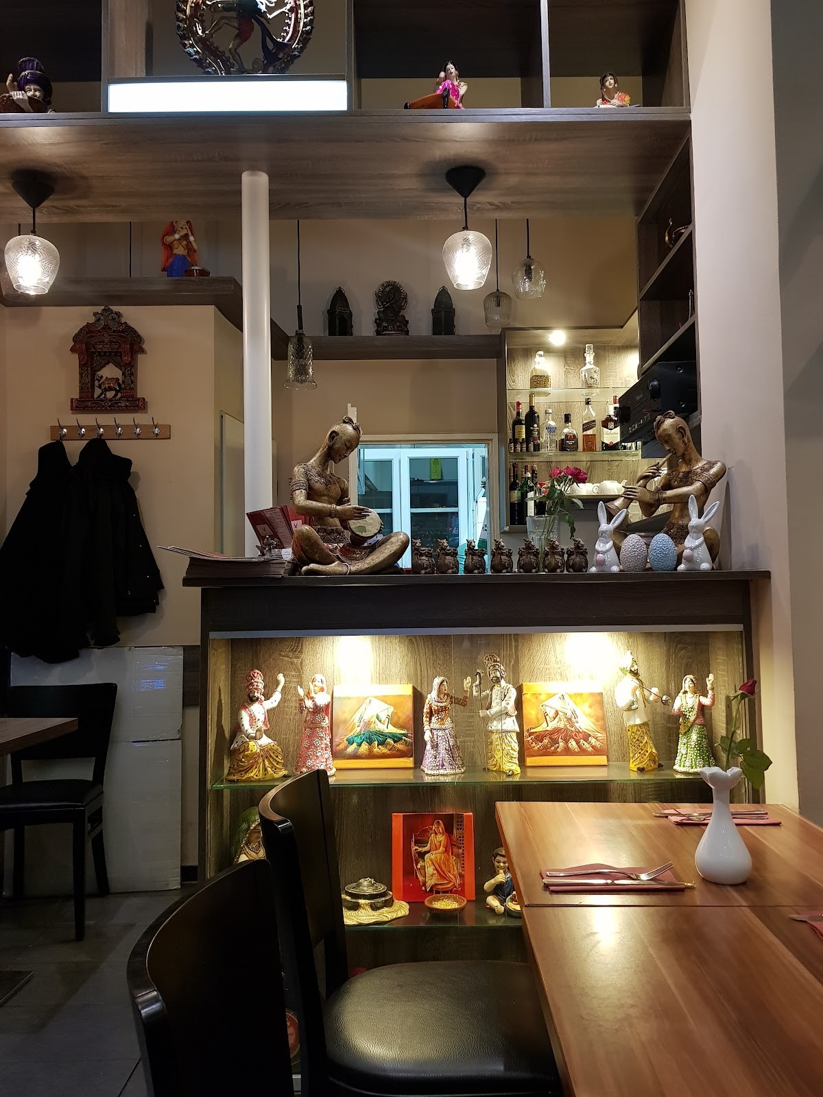Indian Chilli: the place
