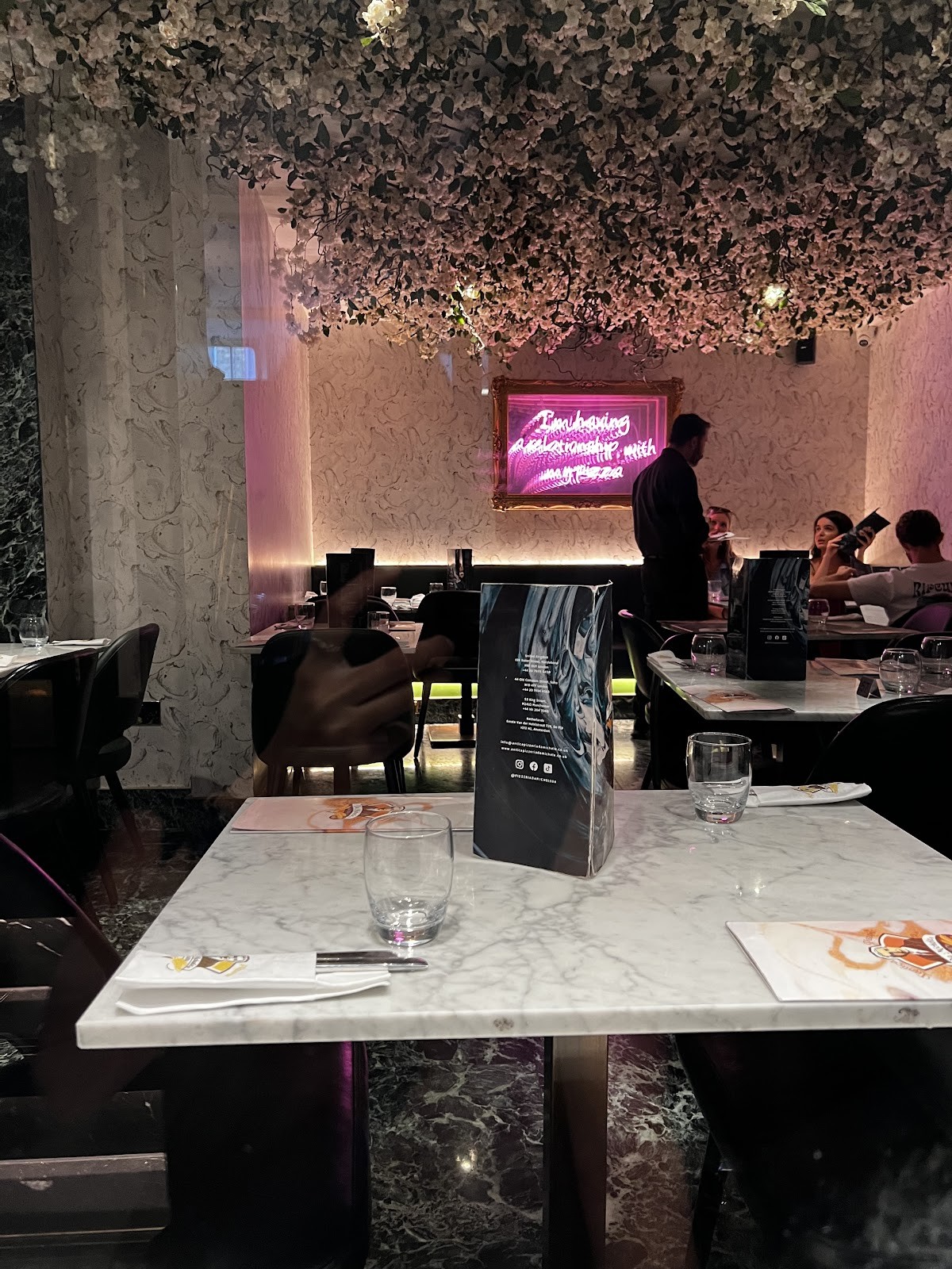 L'Antica Pizzeria da Michele: the place
