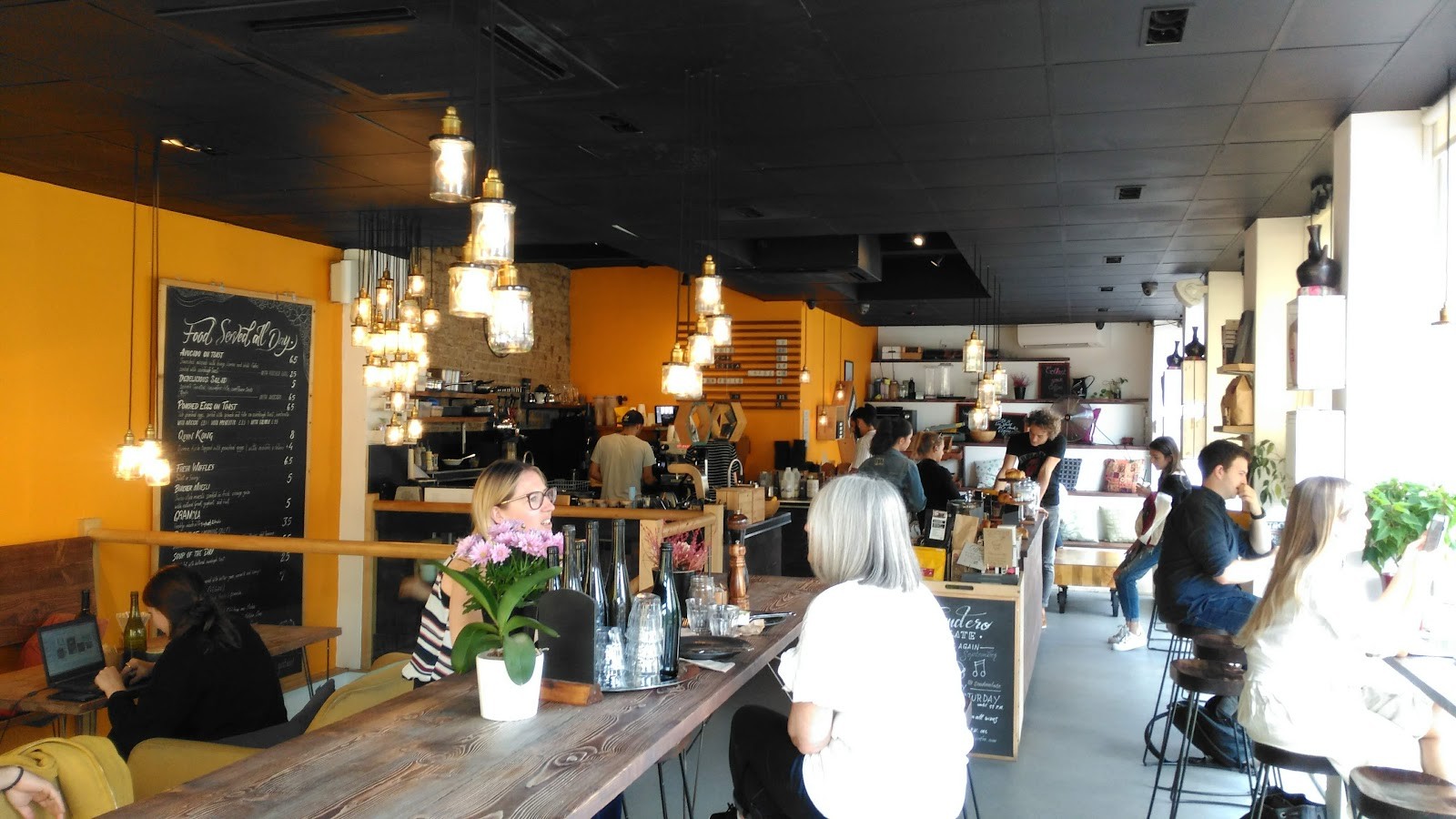 Sendero Specialty Coffee: the place