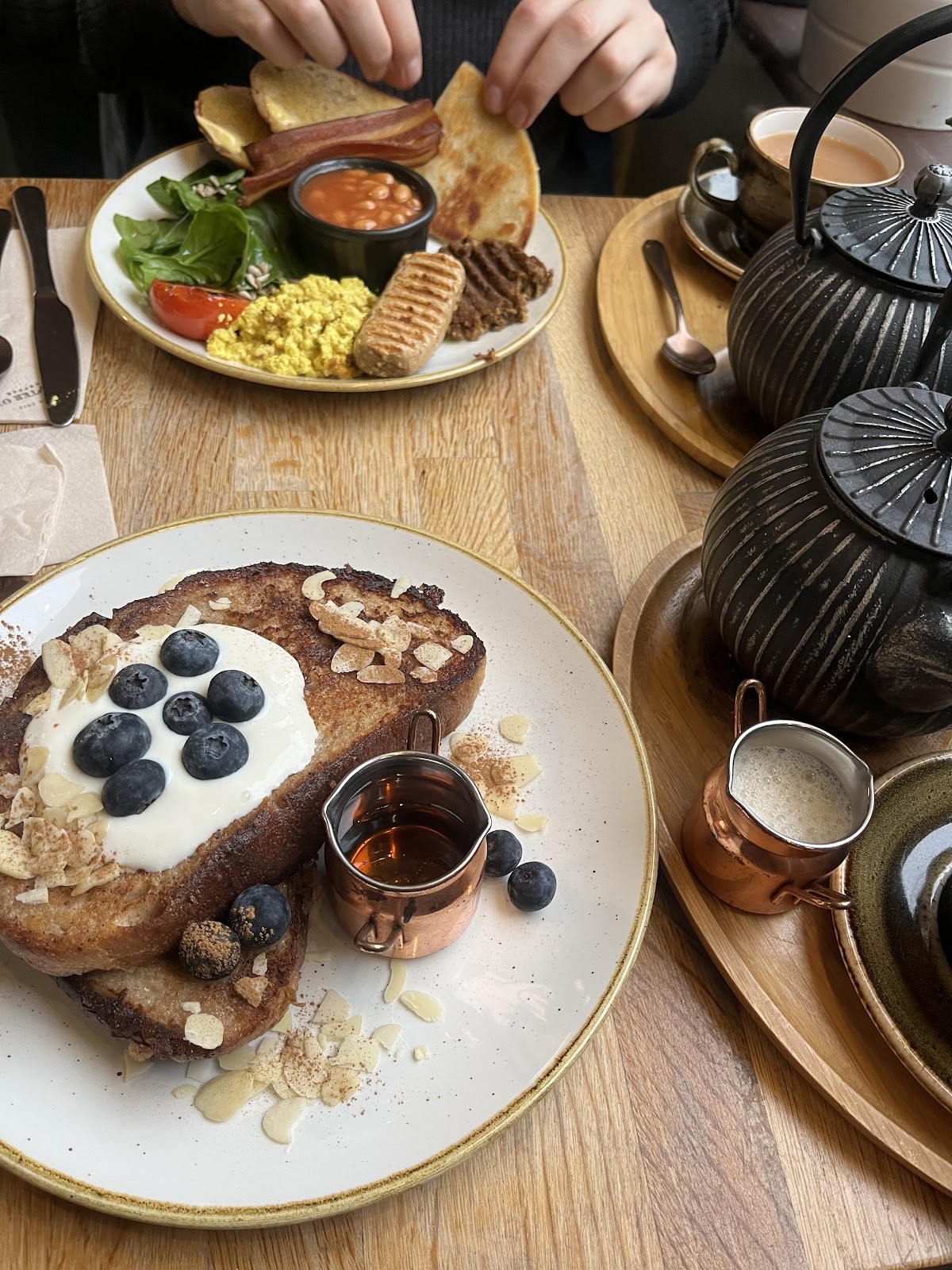 Chapter One Coffee Shop: food & drinks