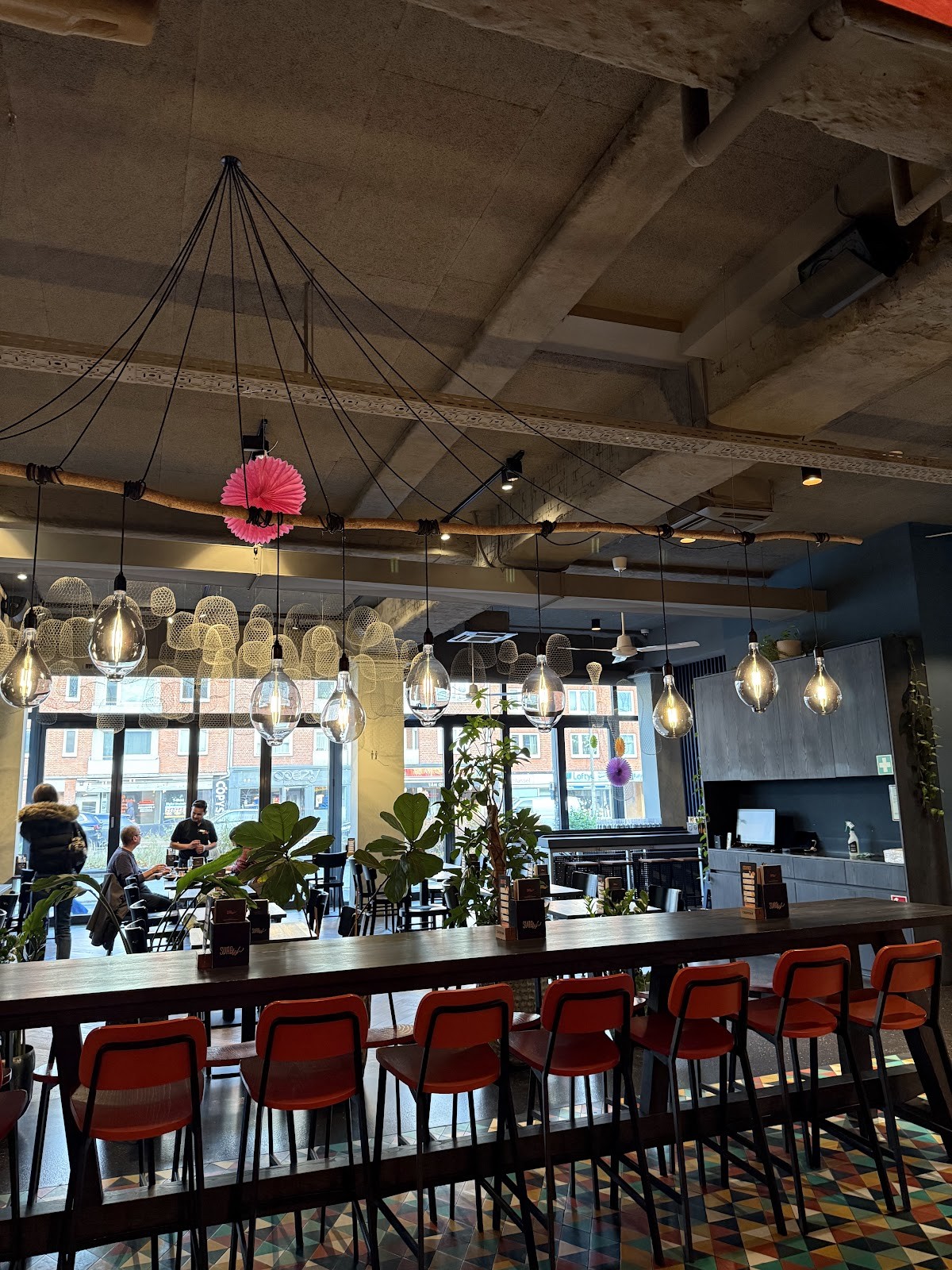 SVAAdish Hoheluft: the place