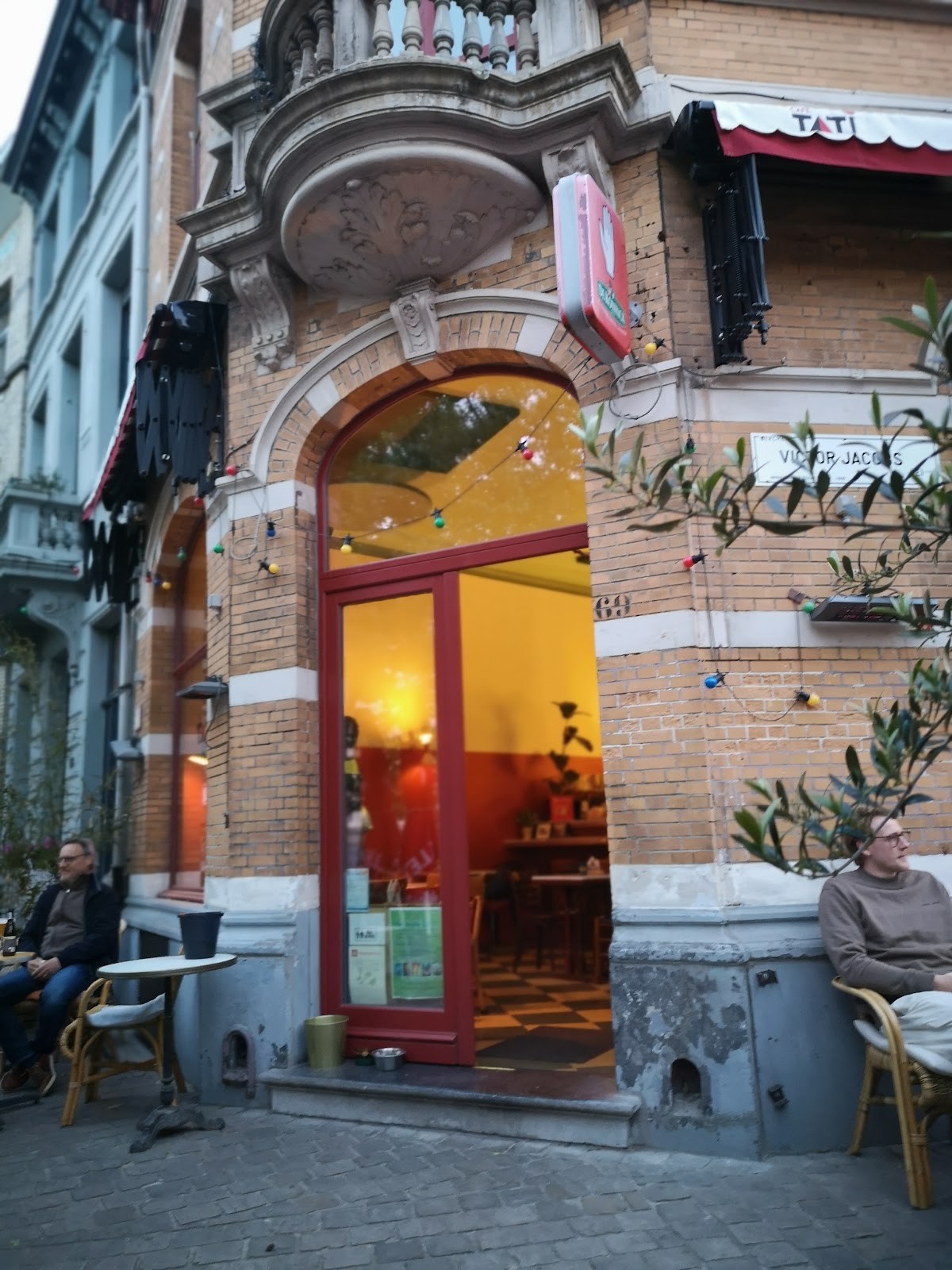 Café Tati🍺: the place