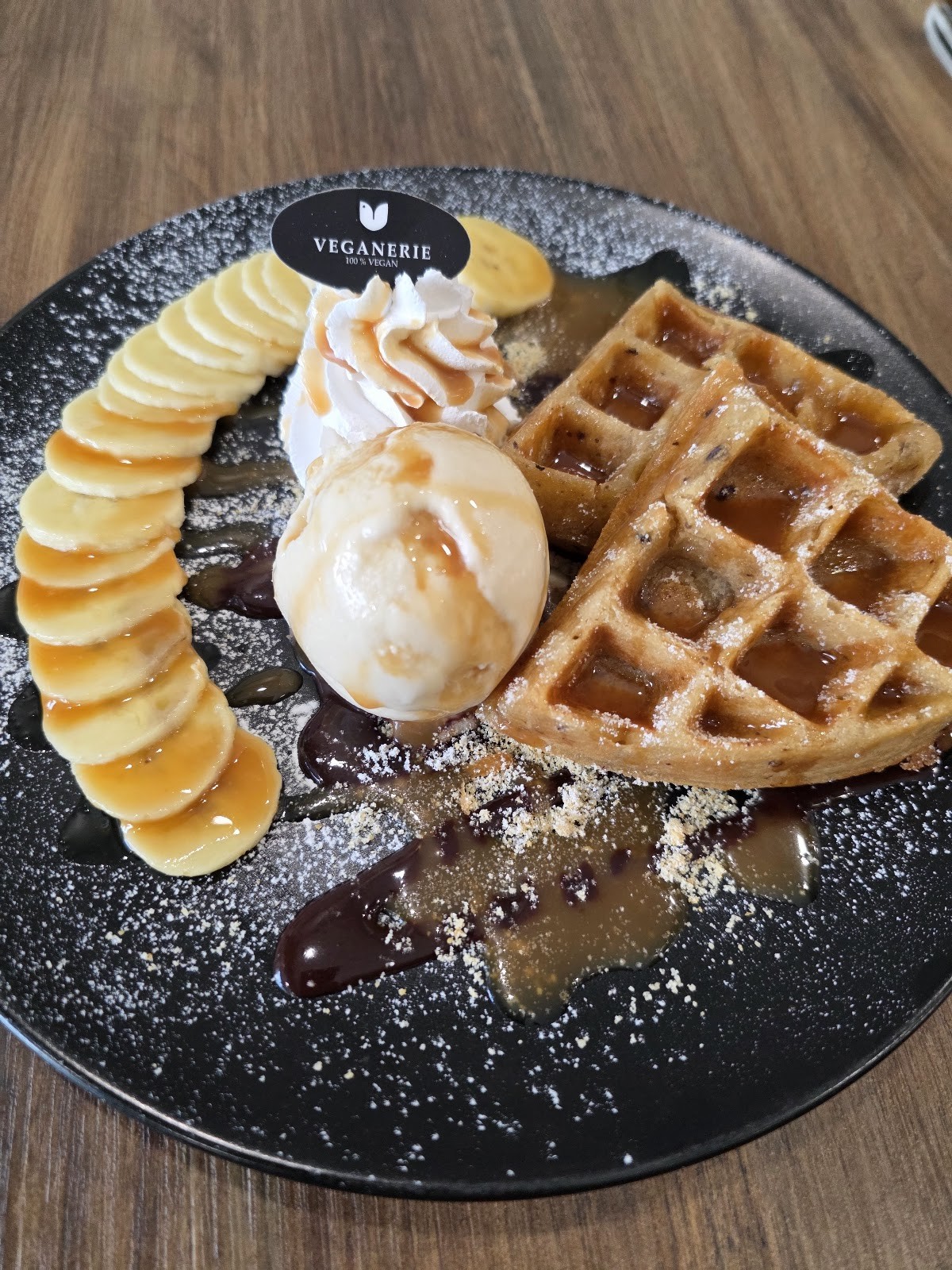 Veganerie Silom: food & drinks