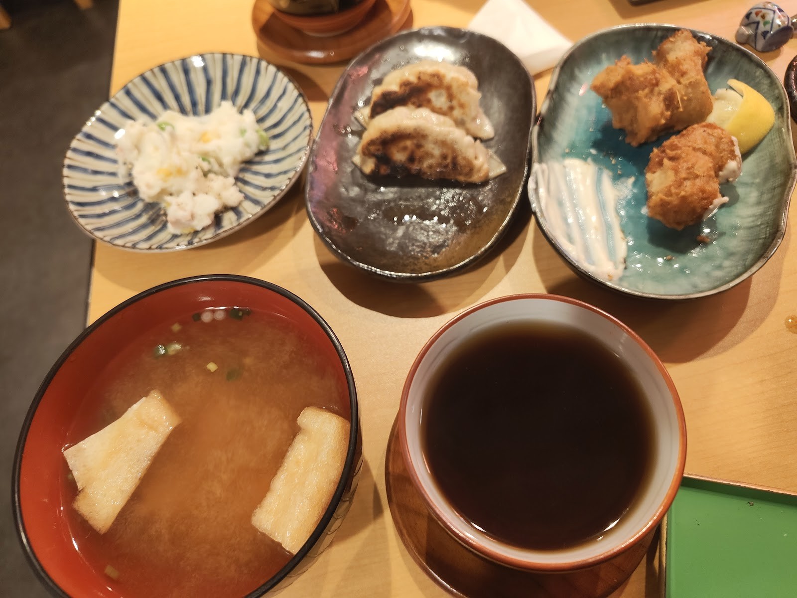 Vegan Izakaya Nowhere: food & drinks