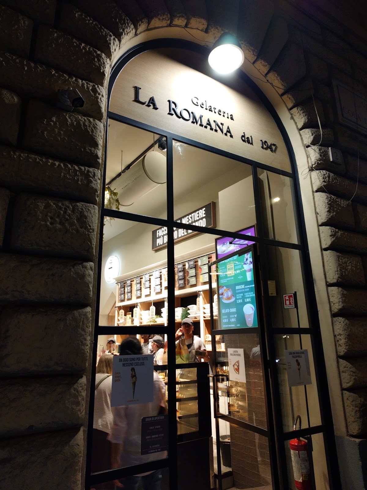Gelateria La Romana: the place