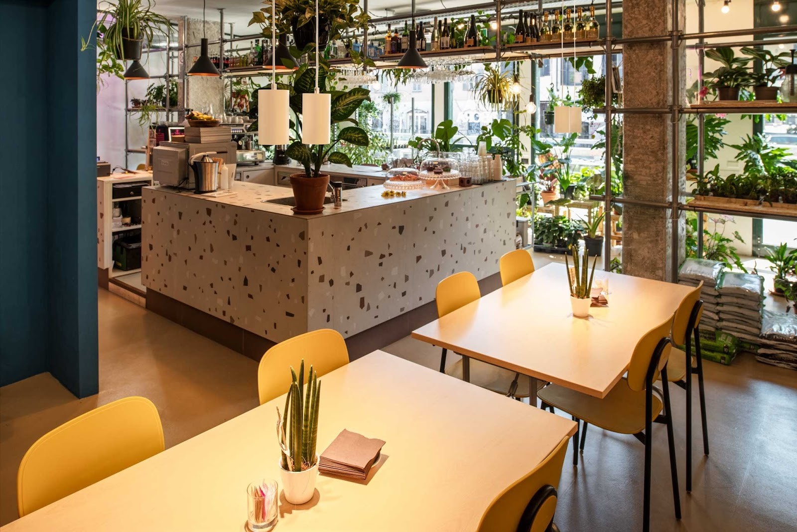 Flora et Labora: the place