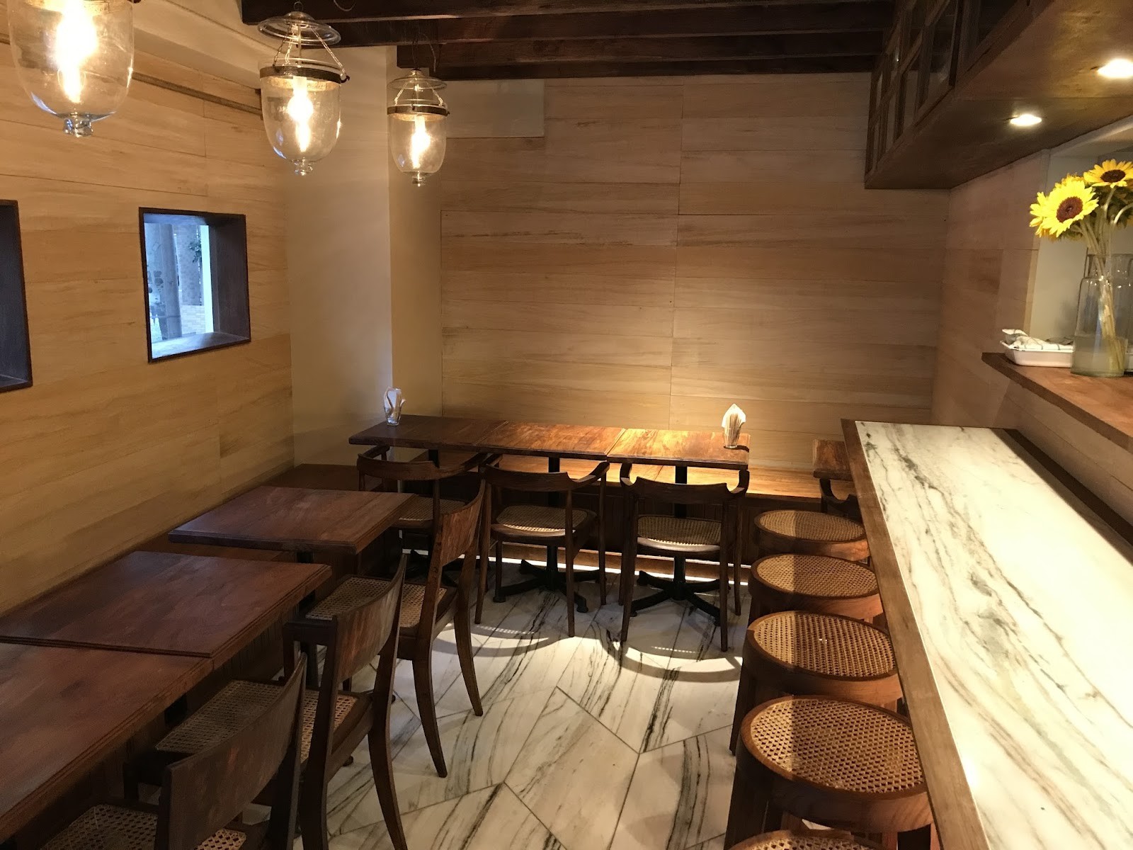 Kitchen Watarigarasu: the place