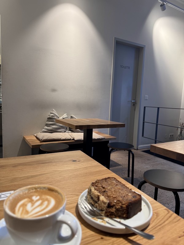 cafe neundrei: photo 4