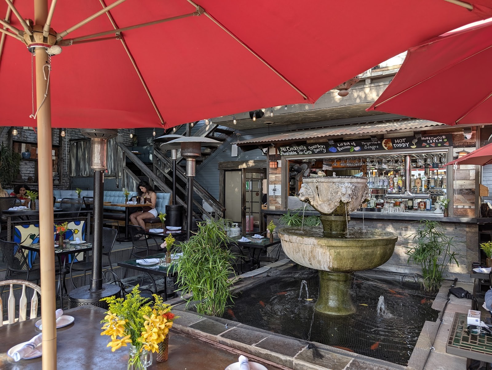 Home Restaurant: the place