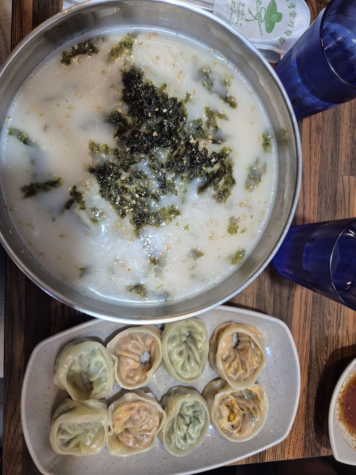 Daom Noodle 다옴국수: food & drinks