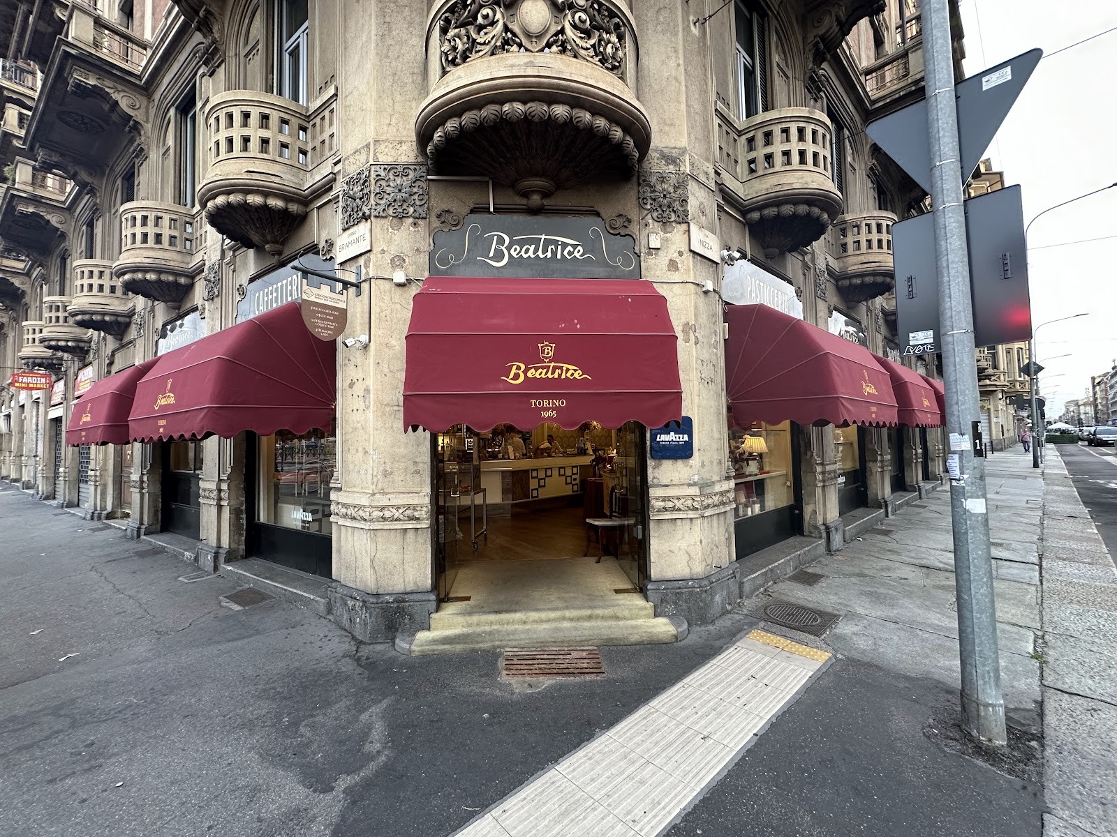 Pasticceria Beatrice: the place