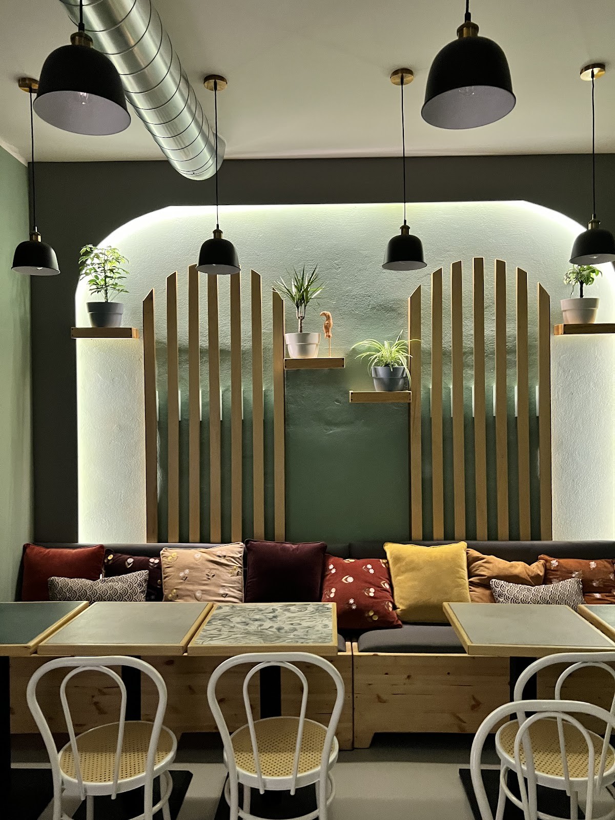 Fuori Luogo: the place
