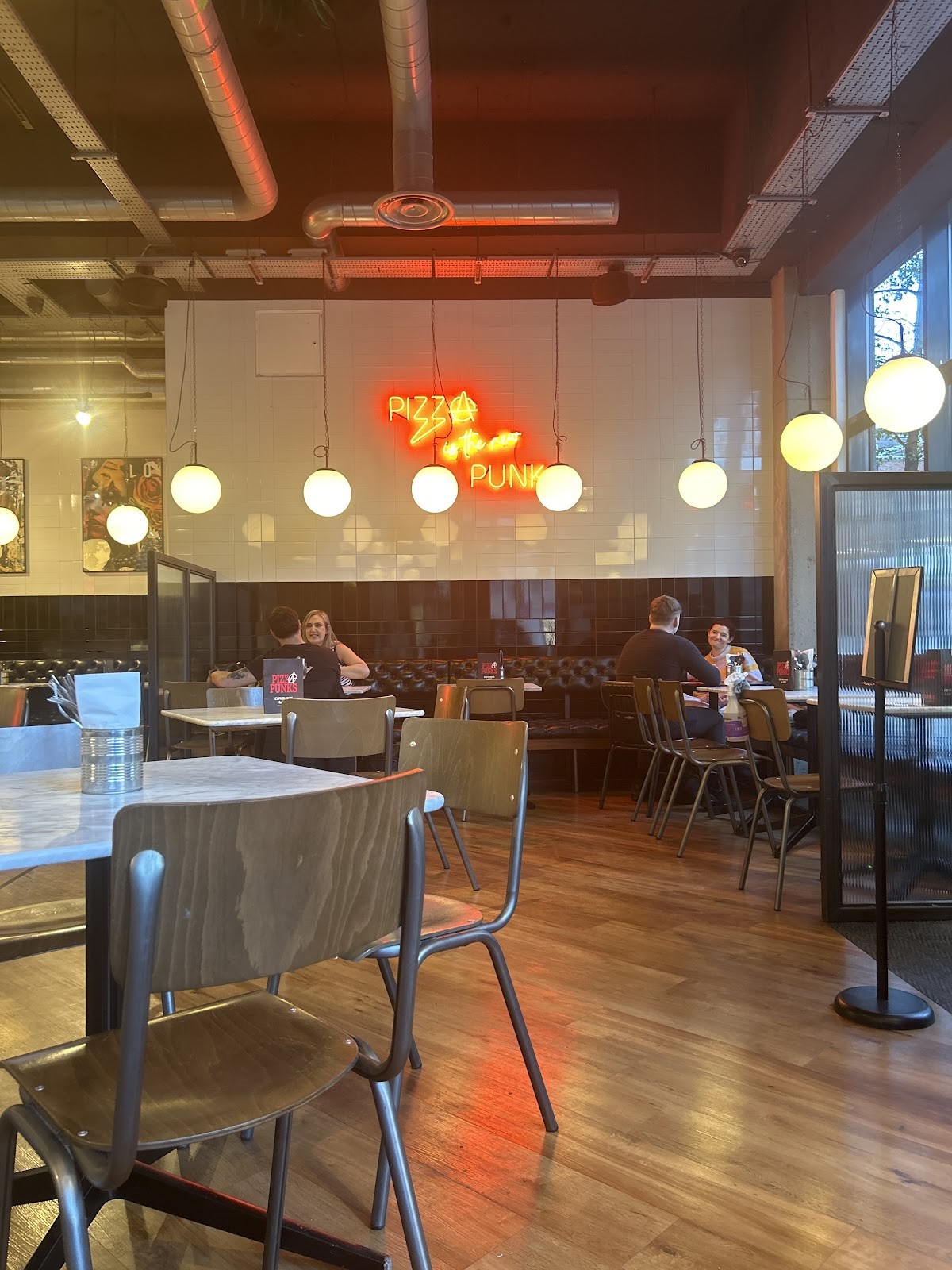 Pizza Punks Leeds: the place
