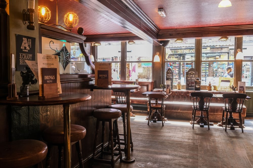 Golden Lion: the place