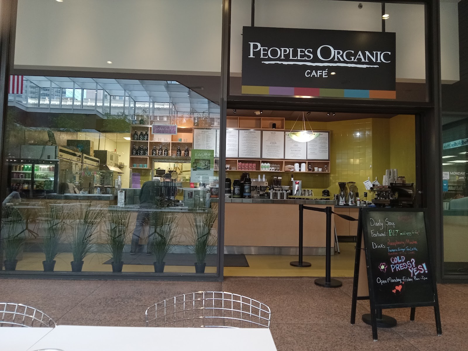 People's Organic Cafe: the place