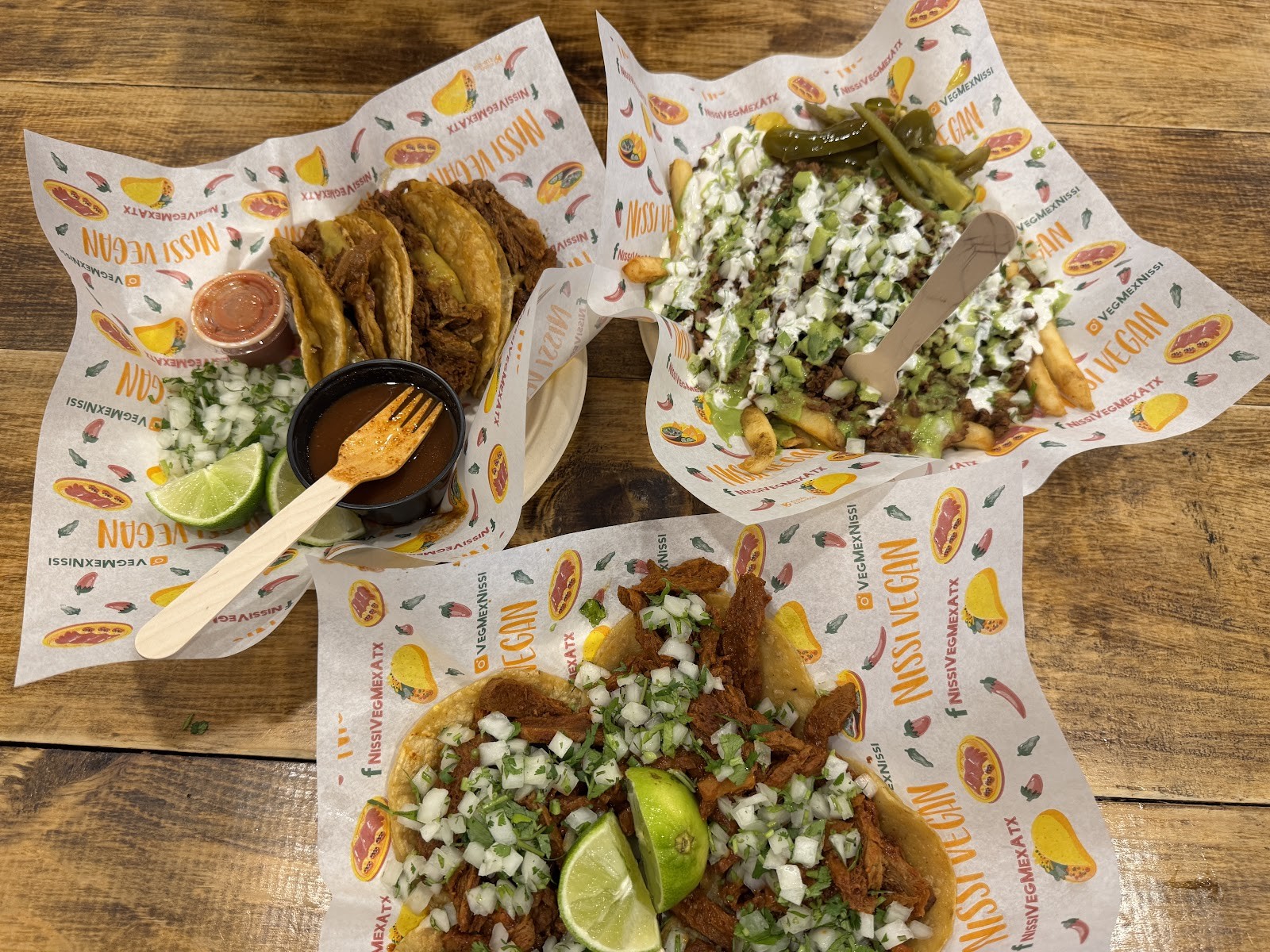 Nissi Vegan Méxican Cuisine: food & drinks