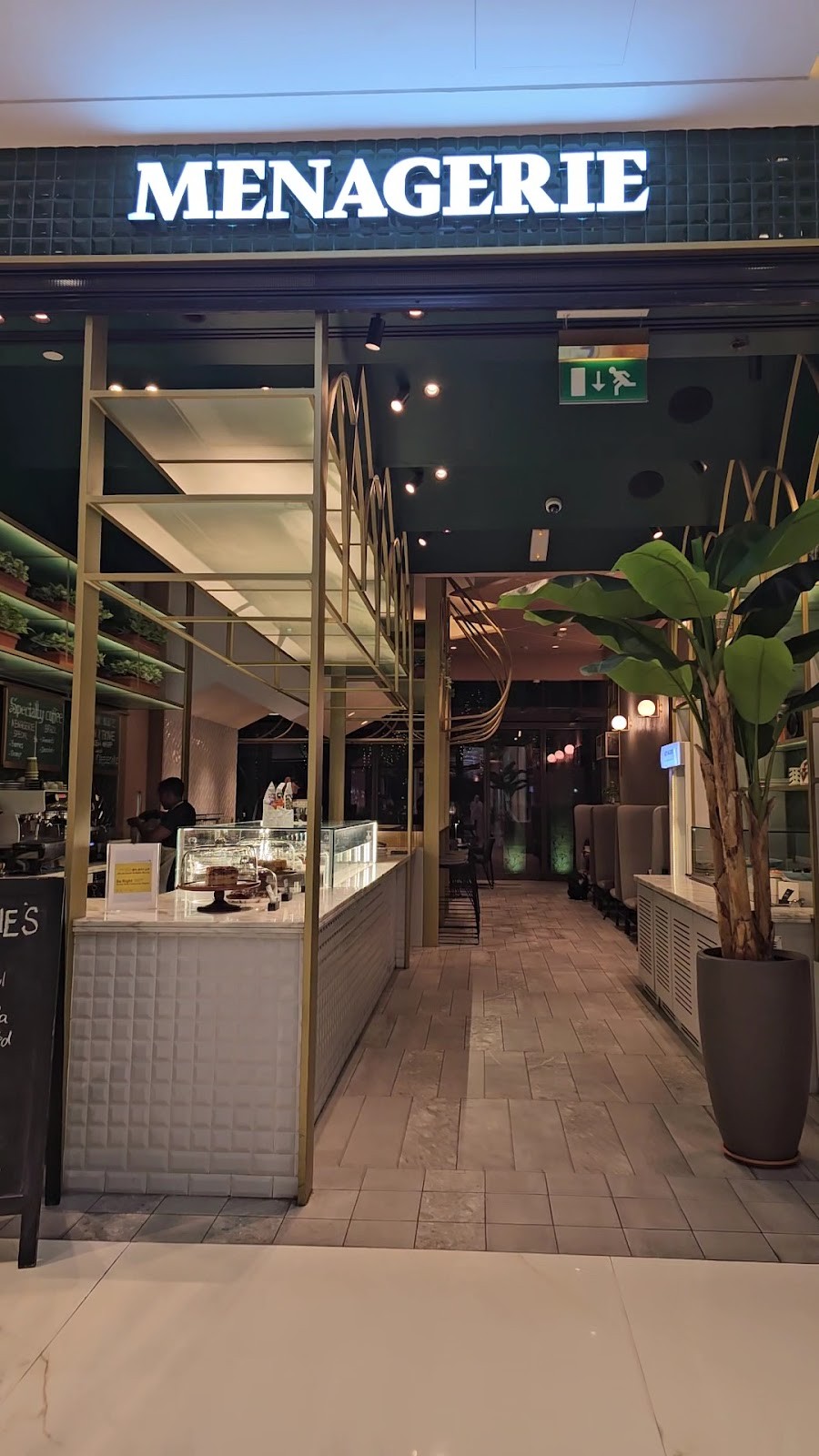 Menagerie Eatery: the place