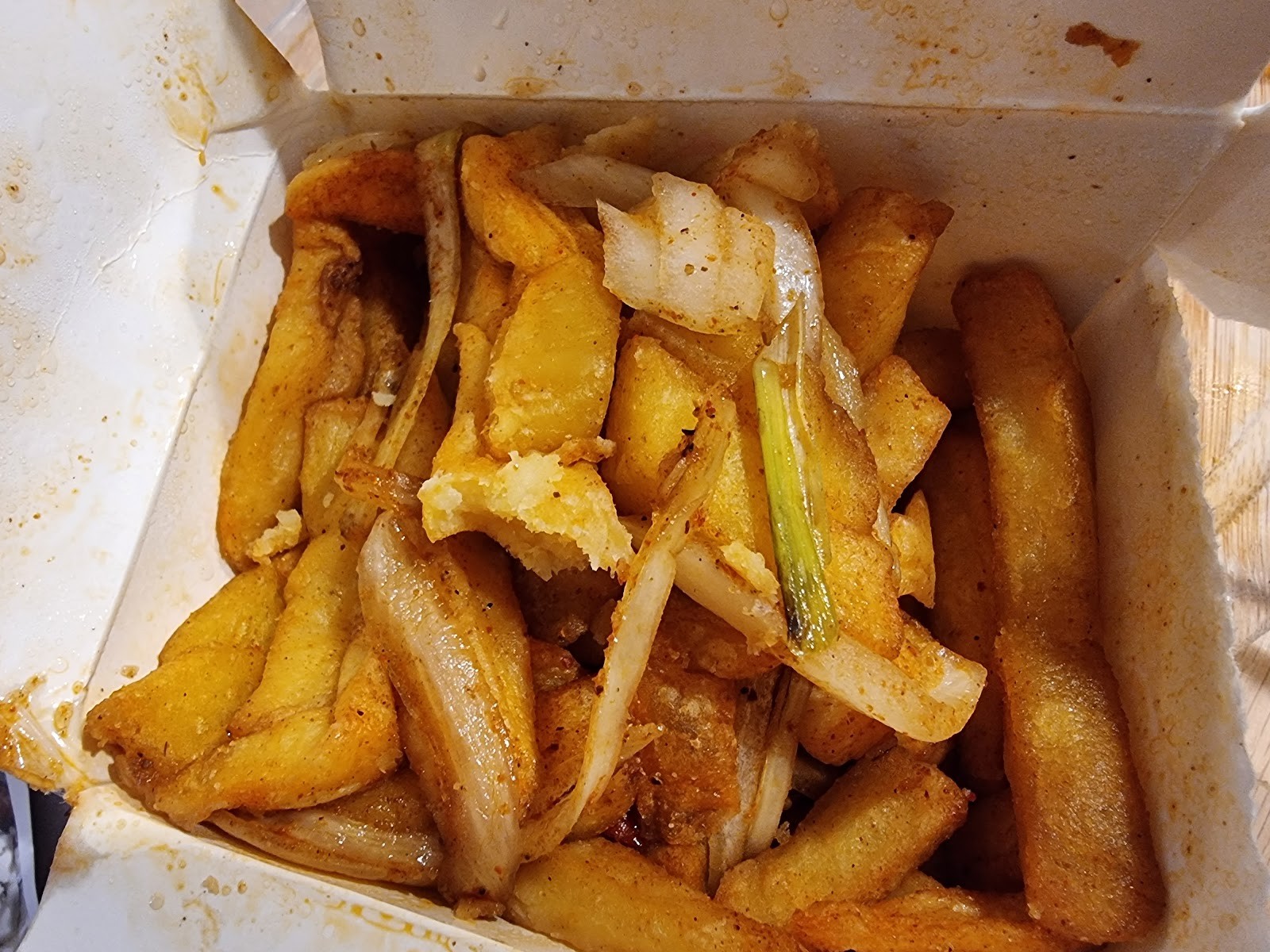 Wawin Vegan Chinese: food & drinks
