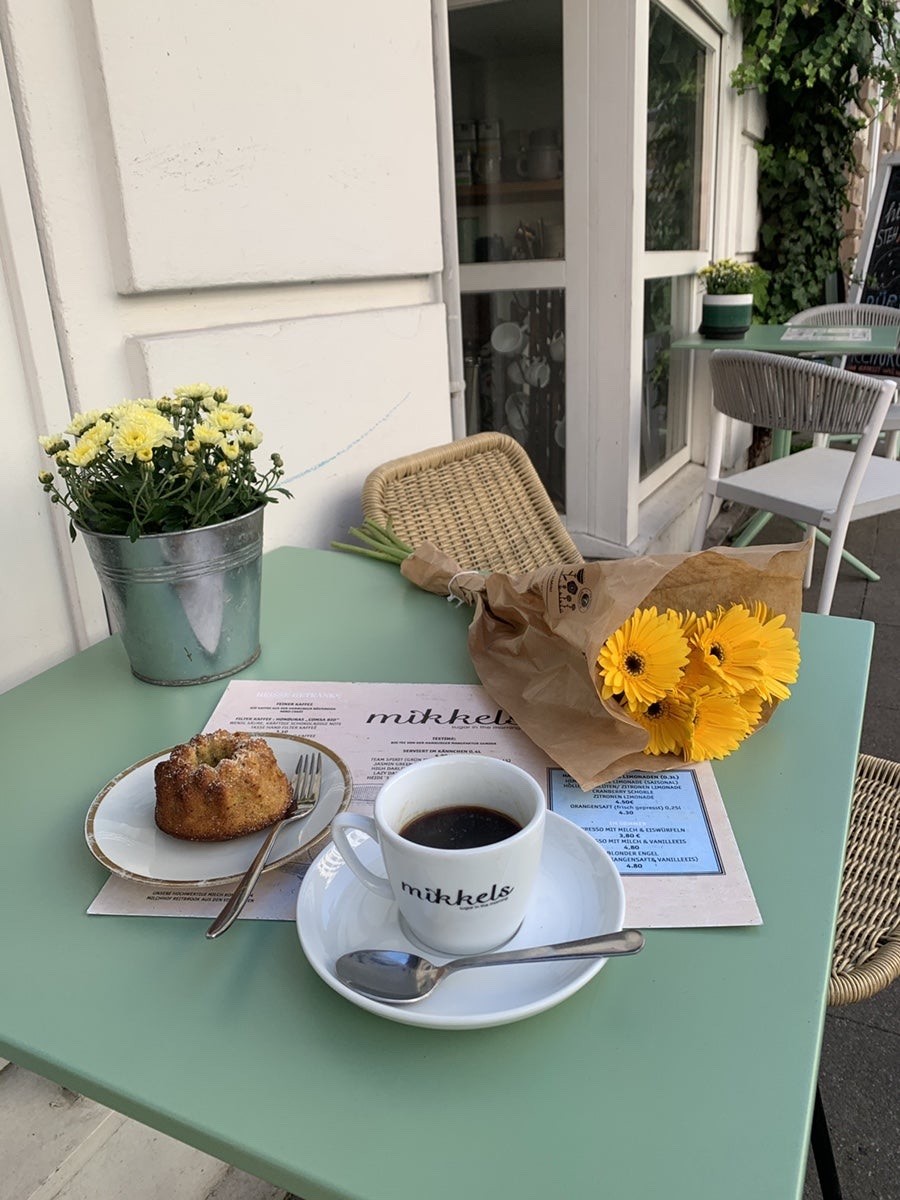 Café Mikkels: the place