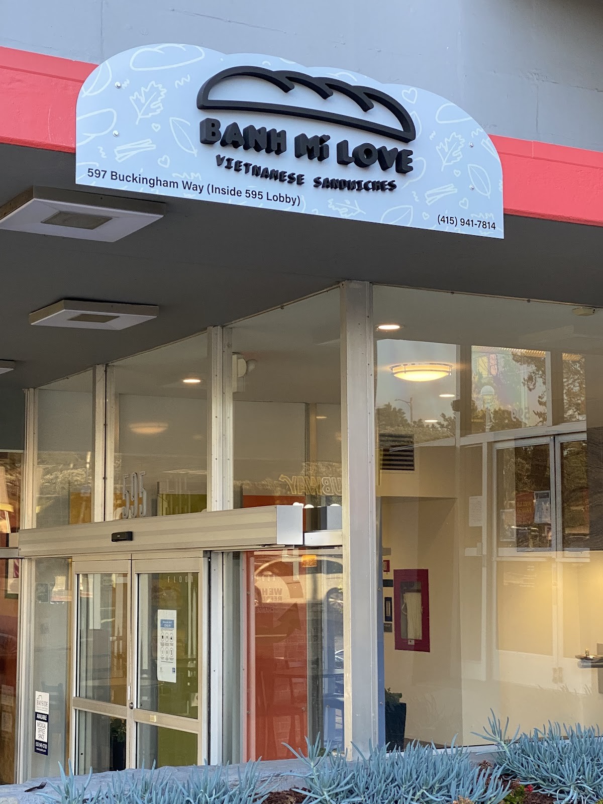 Banh Mi Love: the place