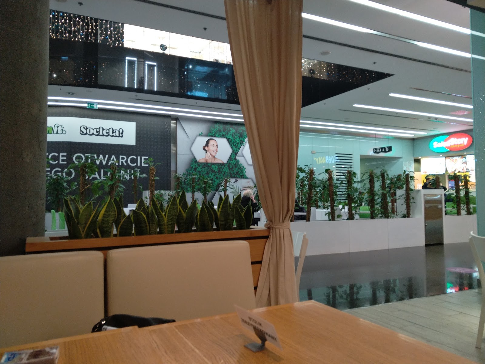 Salad Story: the place