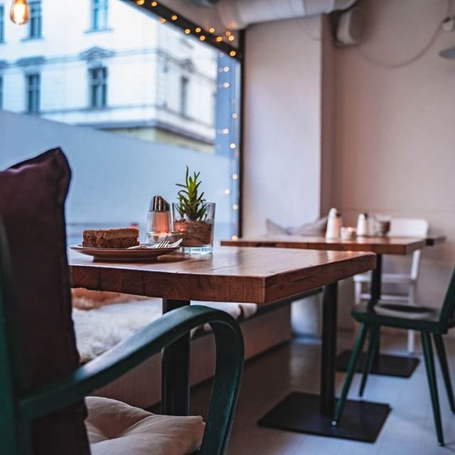 Café Zehnsiebzig: the place
