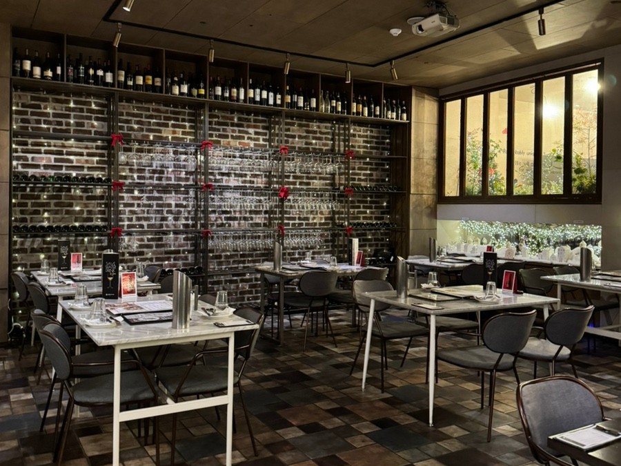 Mano Di Chef, Samseong: the place