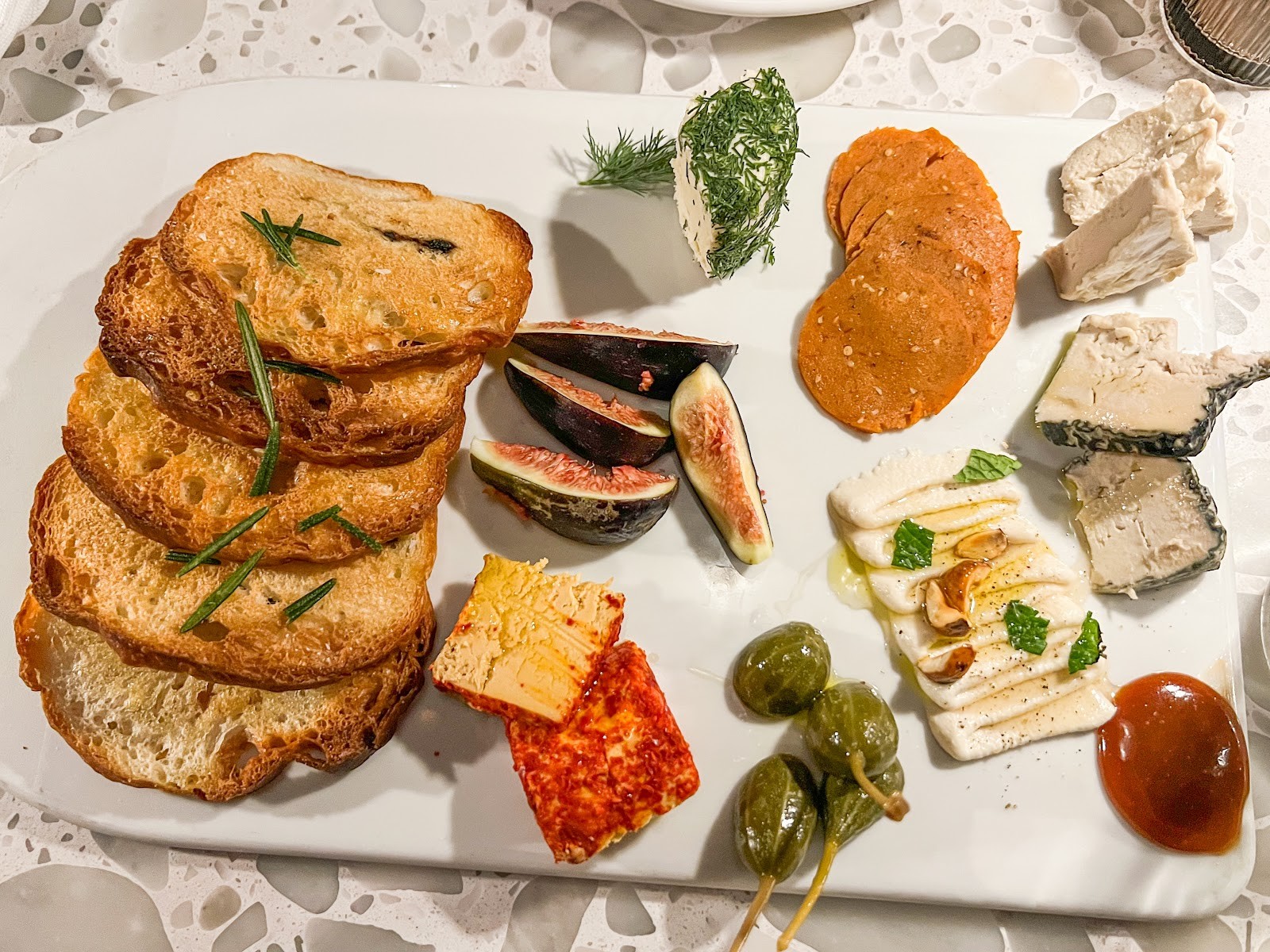 Coletta Italian Vegan Restaurant: food & drinks