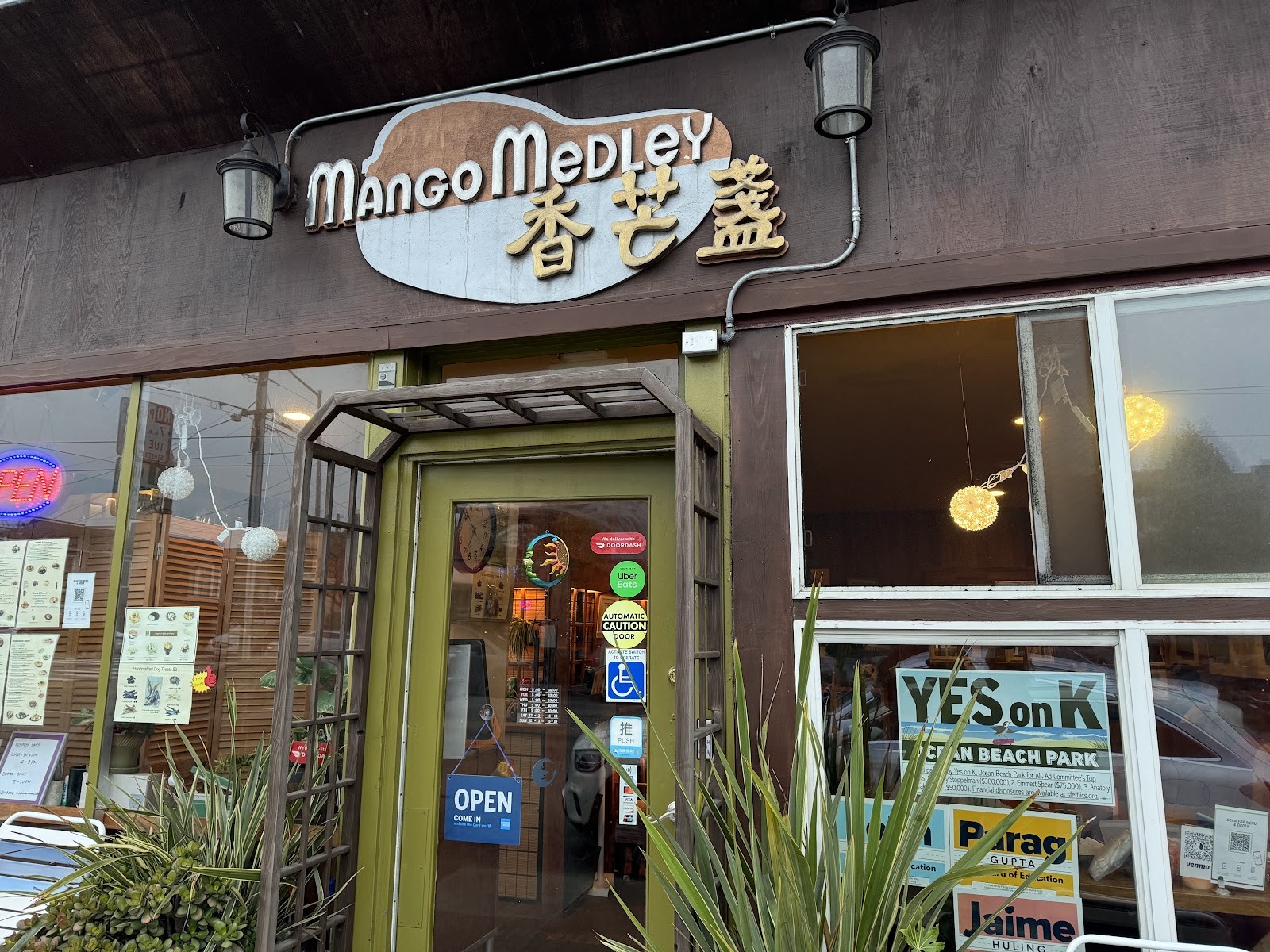 Mango Medley (Judah): the place
