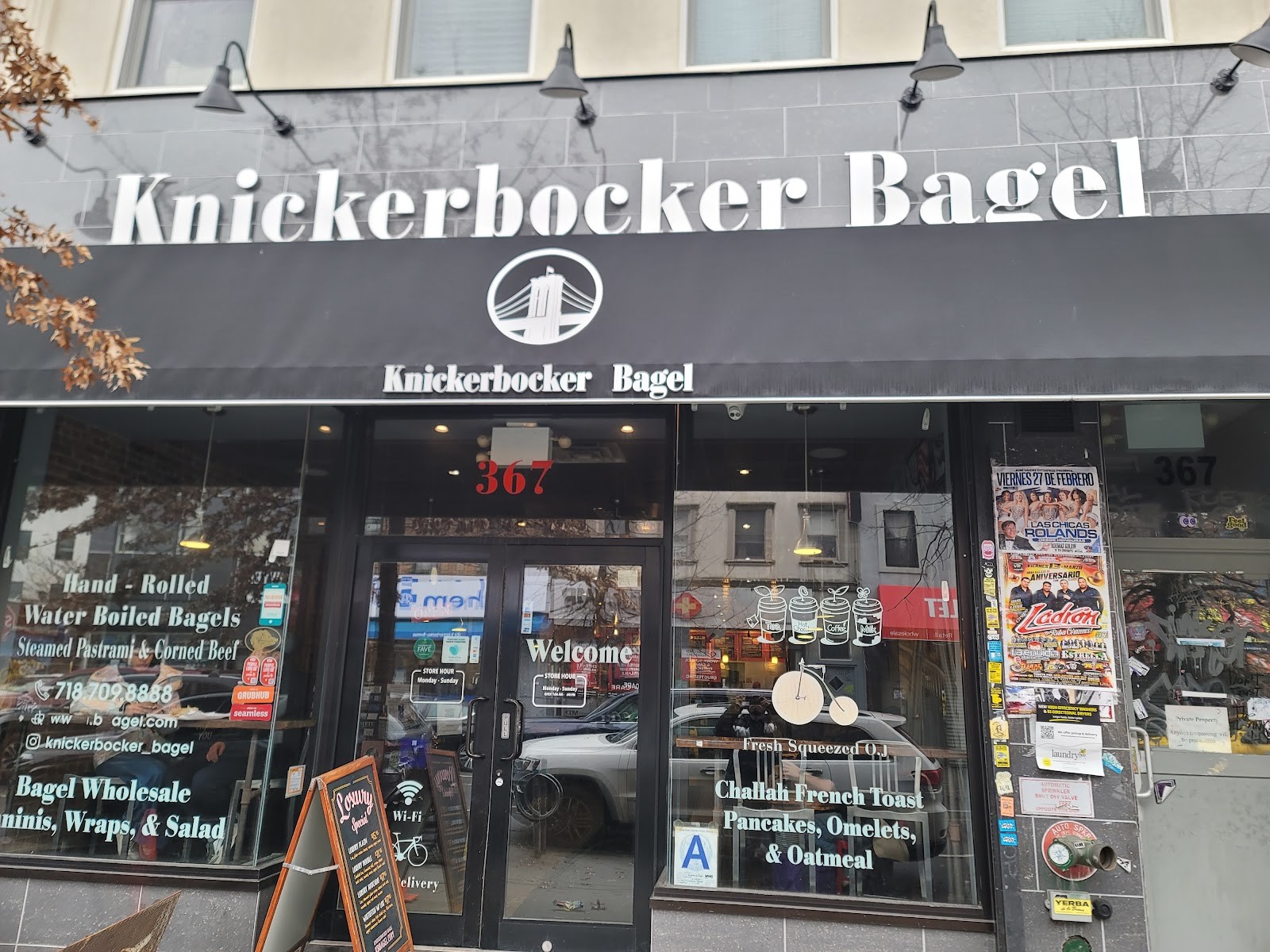 Knickerbocker Bagel: the place