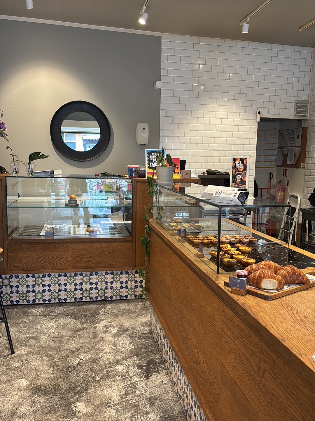Mister NATA | Van Woustraat: the place