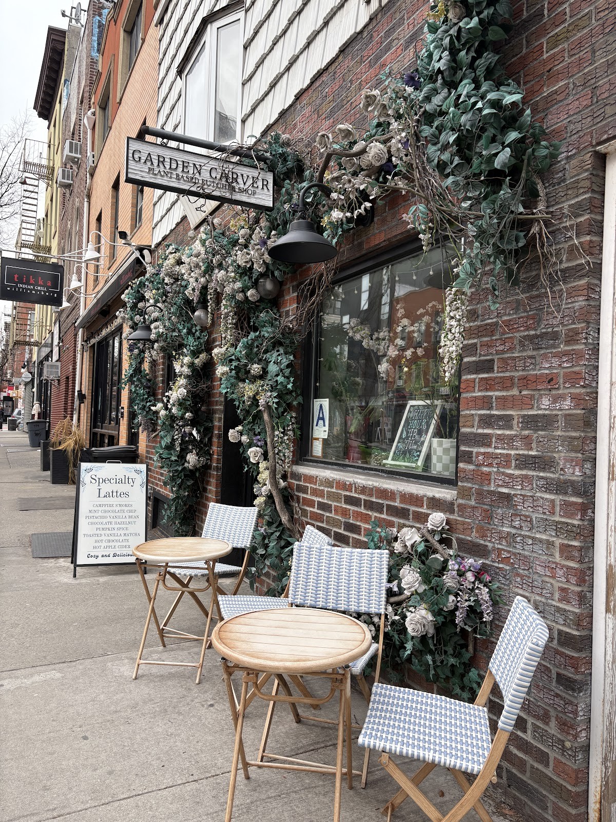 Garden Carver: the place