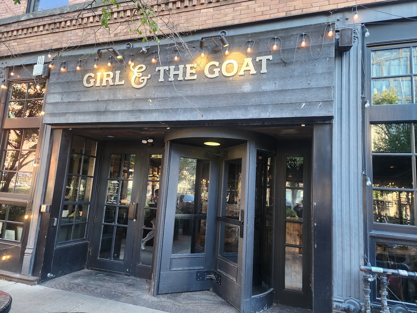 Girl & The Goat: the place