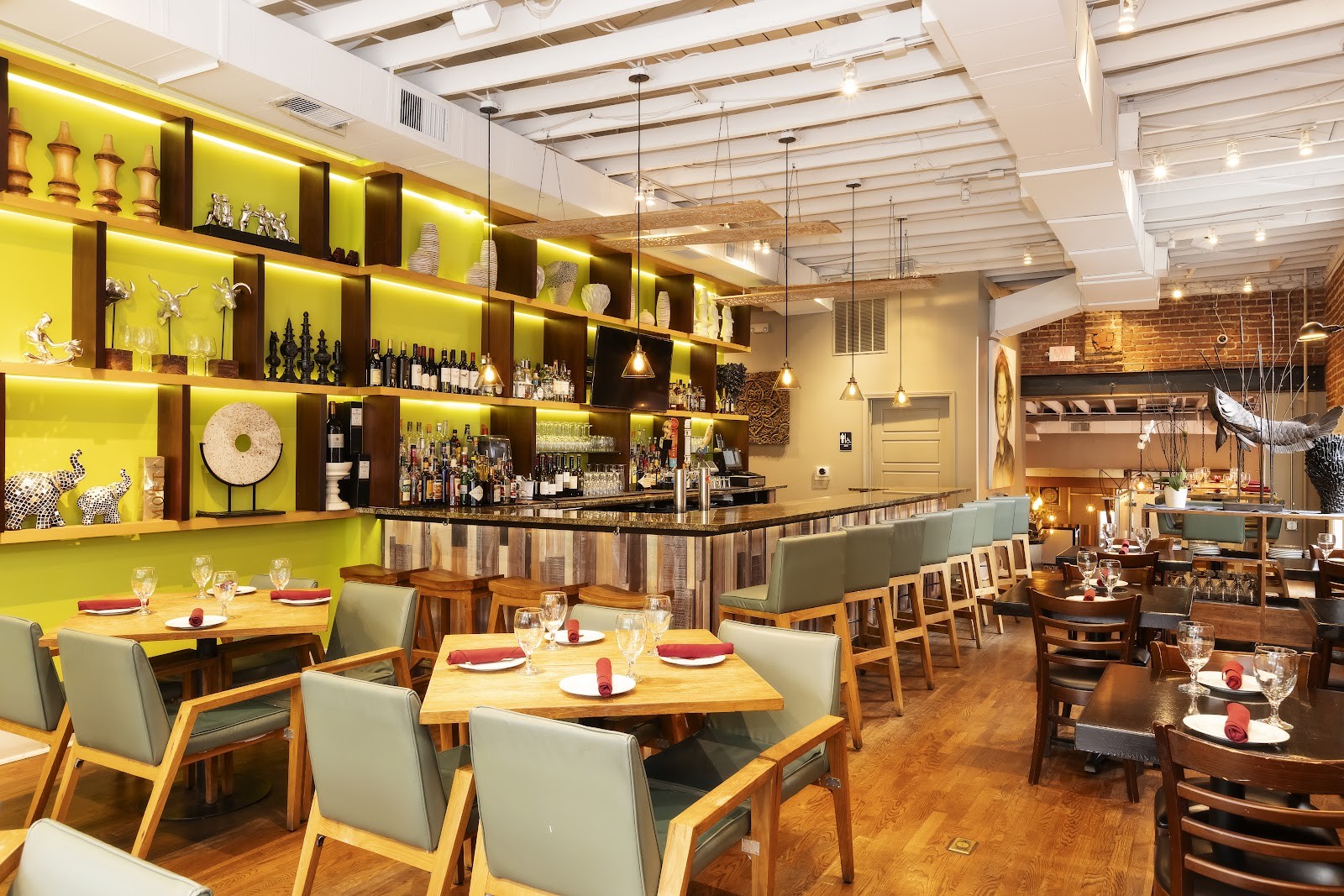 Mali Restaurant: the place
