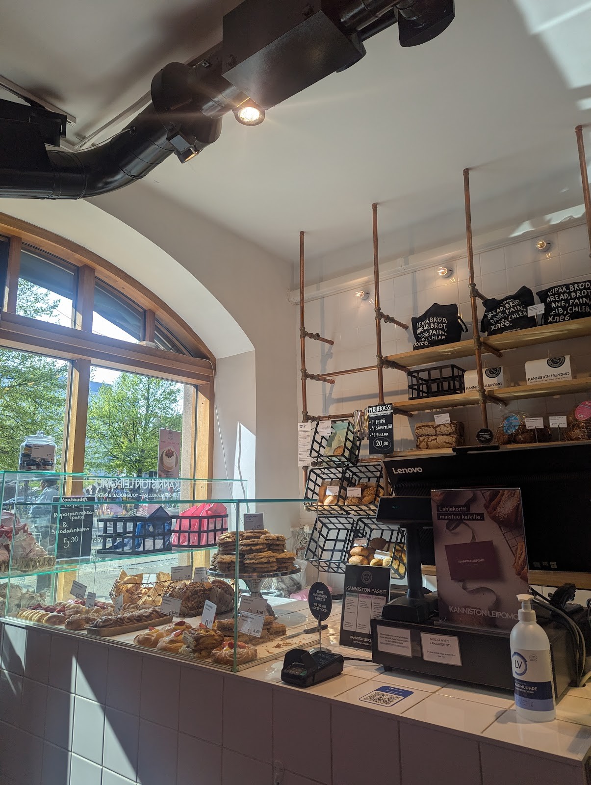 Kanniston Leipomo: the place