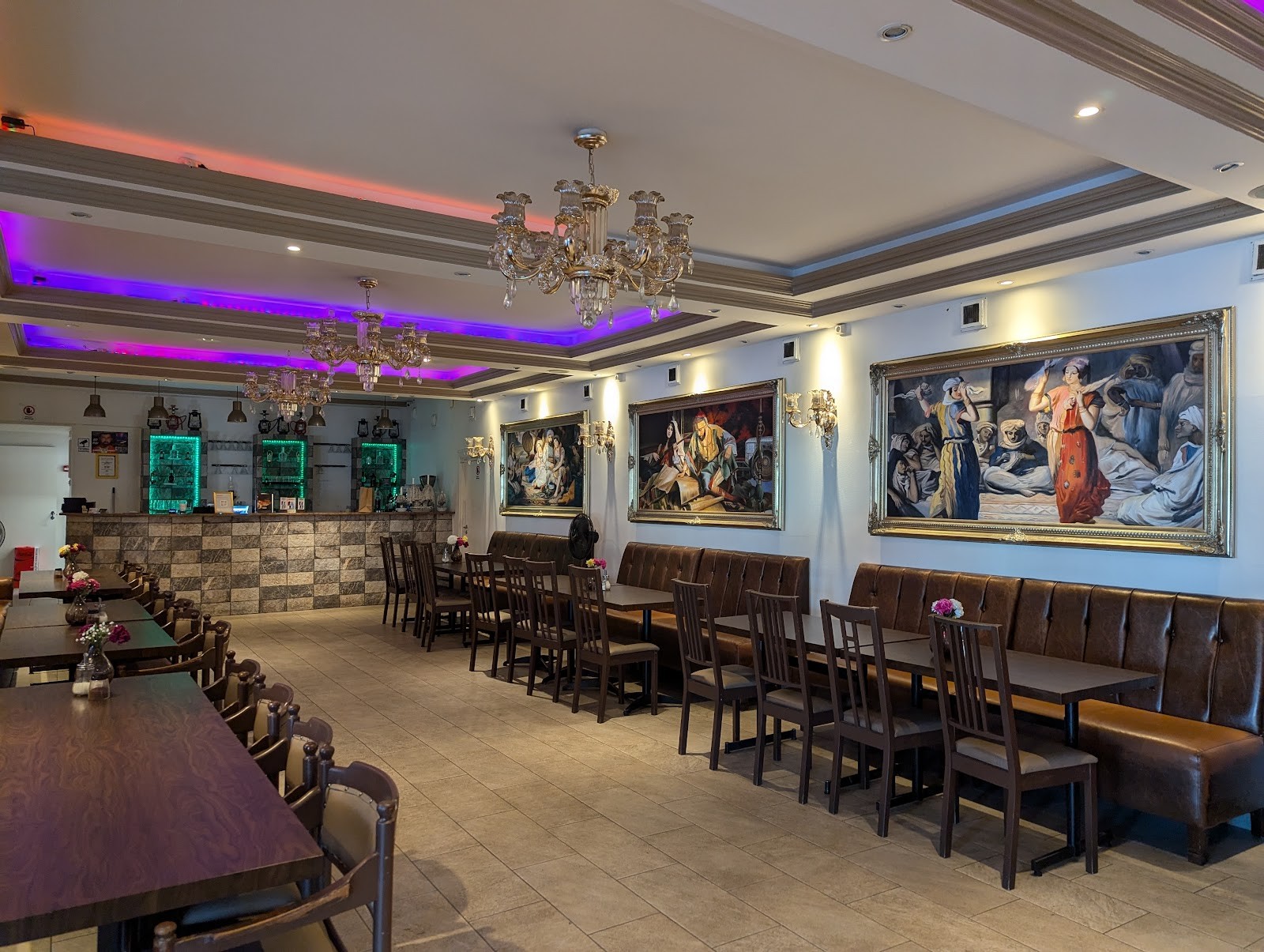 Fanoos Restaurang & Café: the place