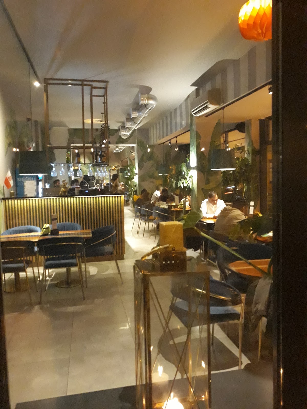 Indian Lounge: the place