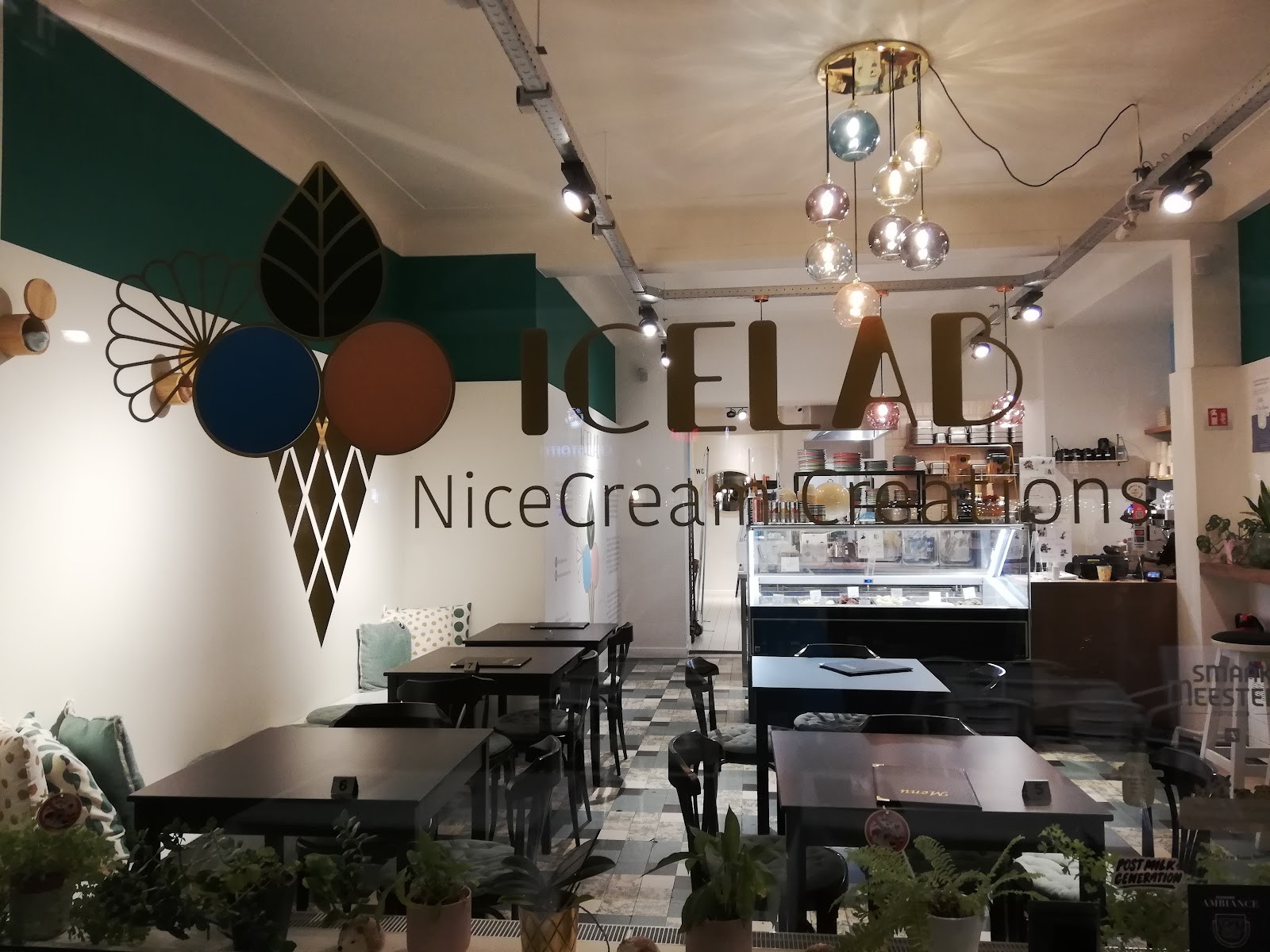IceLab NiceCream Creations: the place