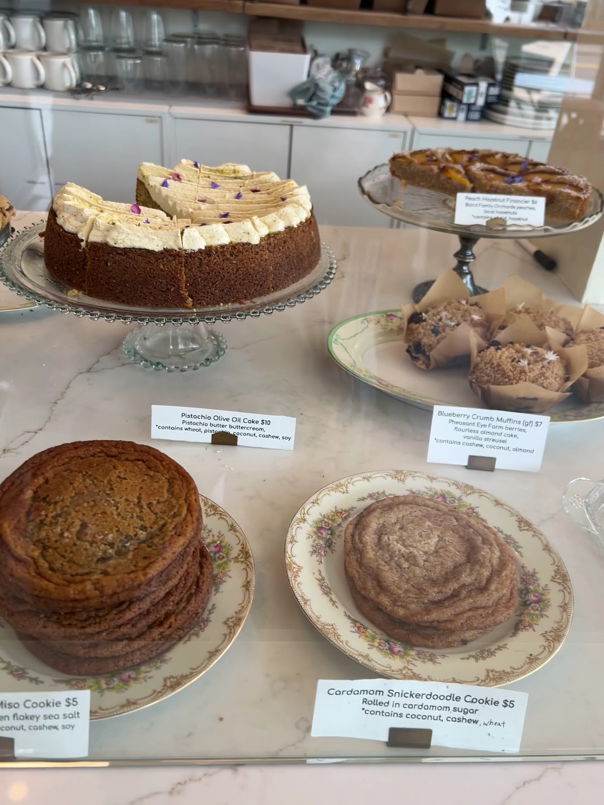 Orange & Blossom Patisserie: food & drinks
