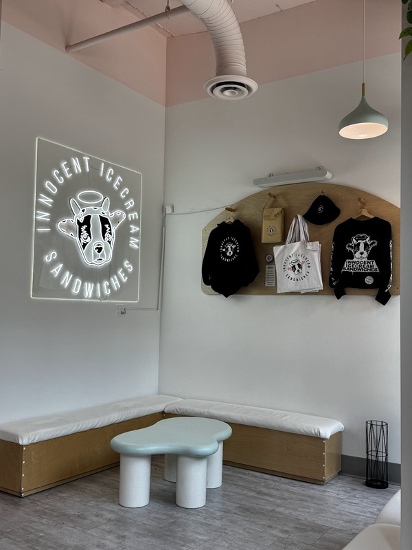 Innocent Ice Cream Parlour: photo 4