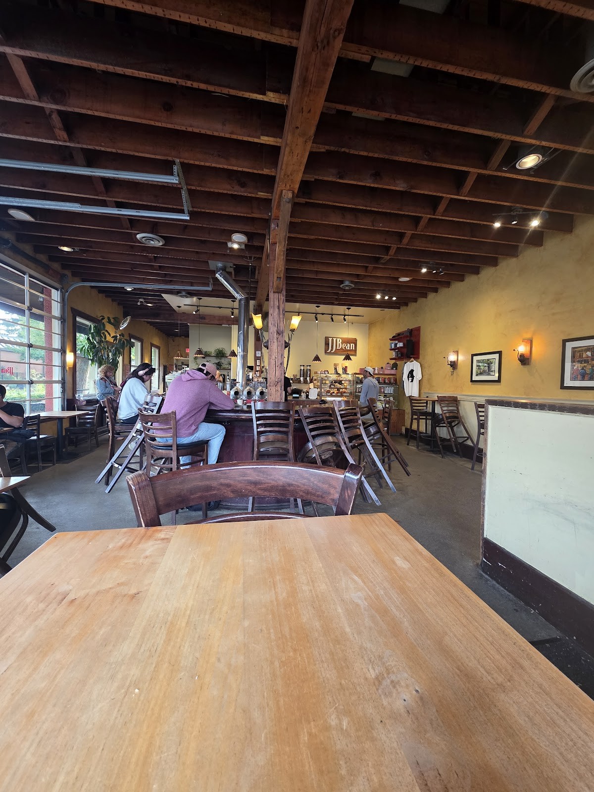 JJ Bean Coffee Roasters: the place