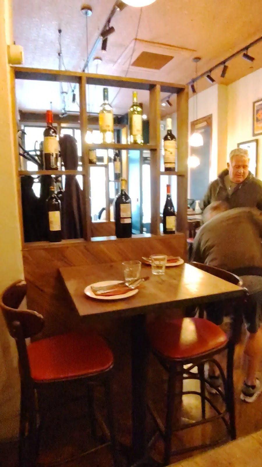Tinto Taperia: the place