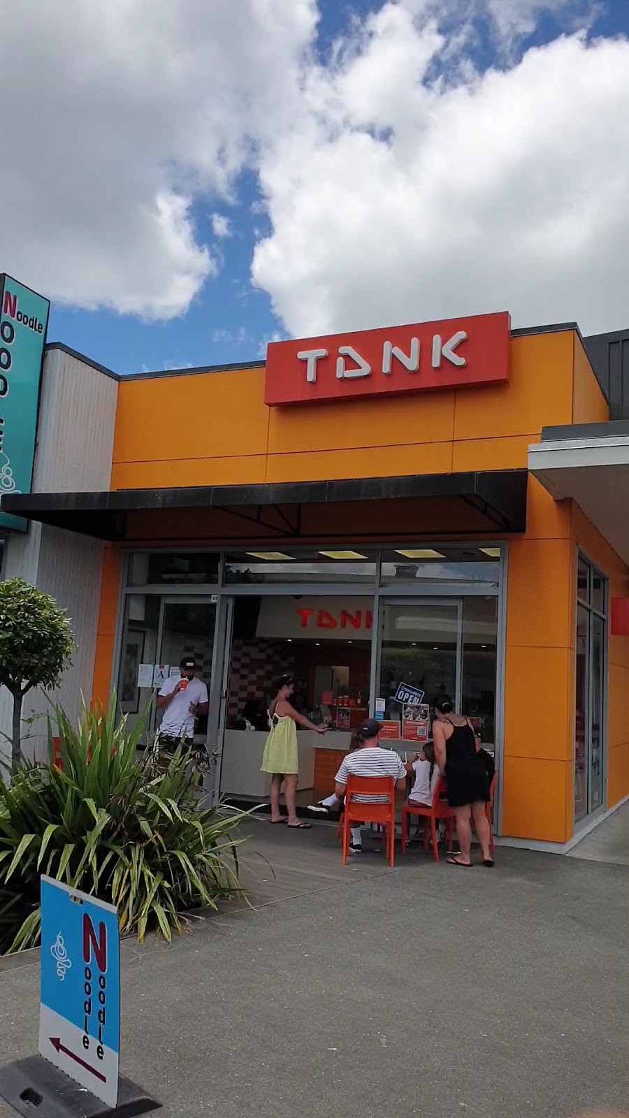 TANK Warkworth - Smoothies, Raw Juices, Salads & Wraps: the place